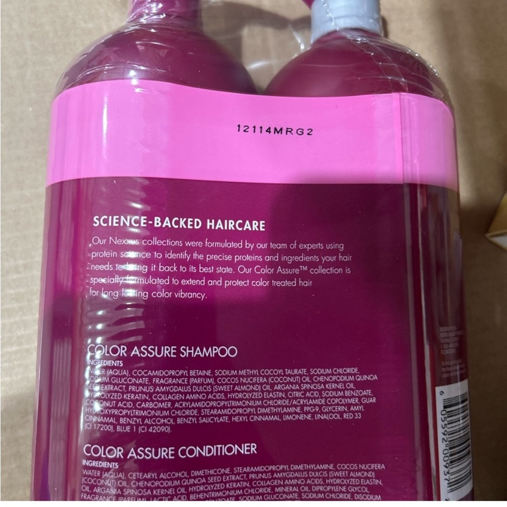 Nexxus Color Assure Shampoo & Conditioner Set, 32 fl oz Each X 2 = 64 Oz New - Picture 3 of 4